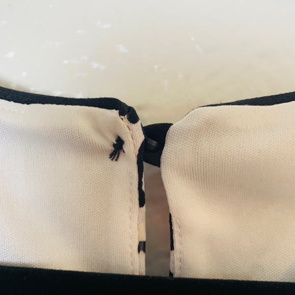 Joseph Ribkoff Damask Print Dress Size 8 Black White Sequins Body Con - Picture 3 of 14